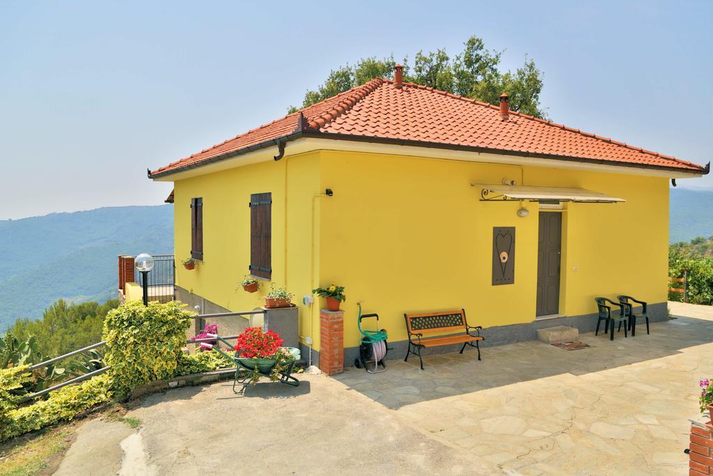 Case Natura Pontedassio Bagian luar foto